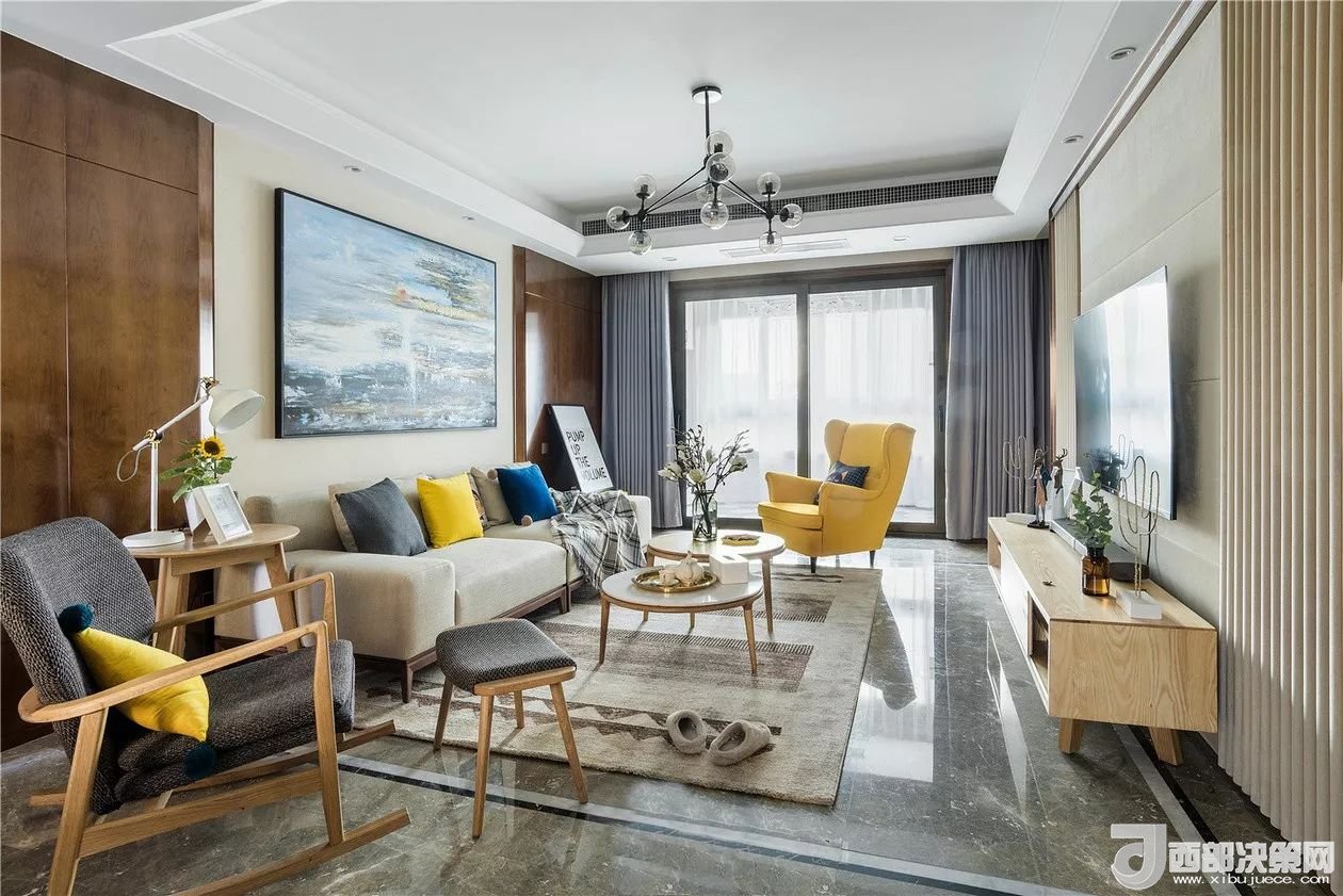 沙發(fā)背景墻選對(duì)裝飾畫，才能美了整個(gè)客廳空間！