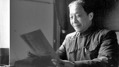 舍我其誰(shuí)報(bào)國(guó)志，碧血丹心愛(ài)國(guó)情